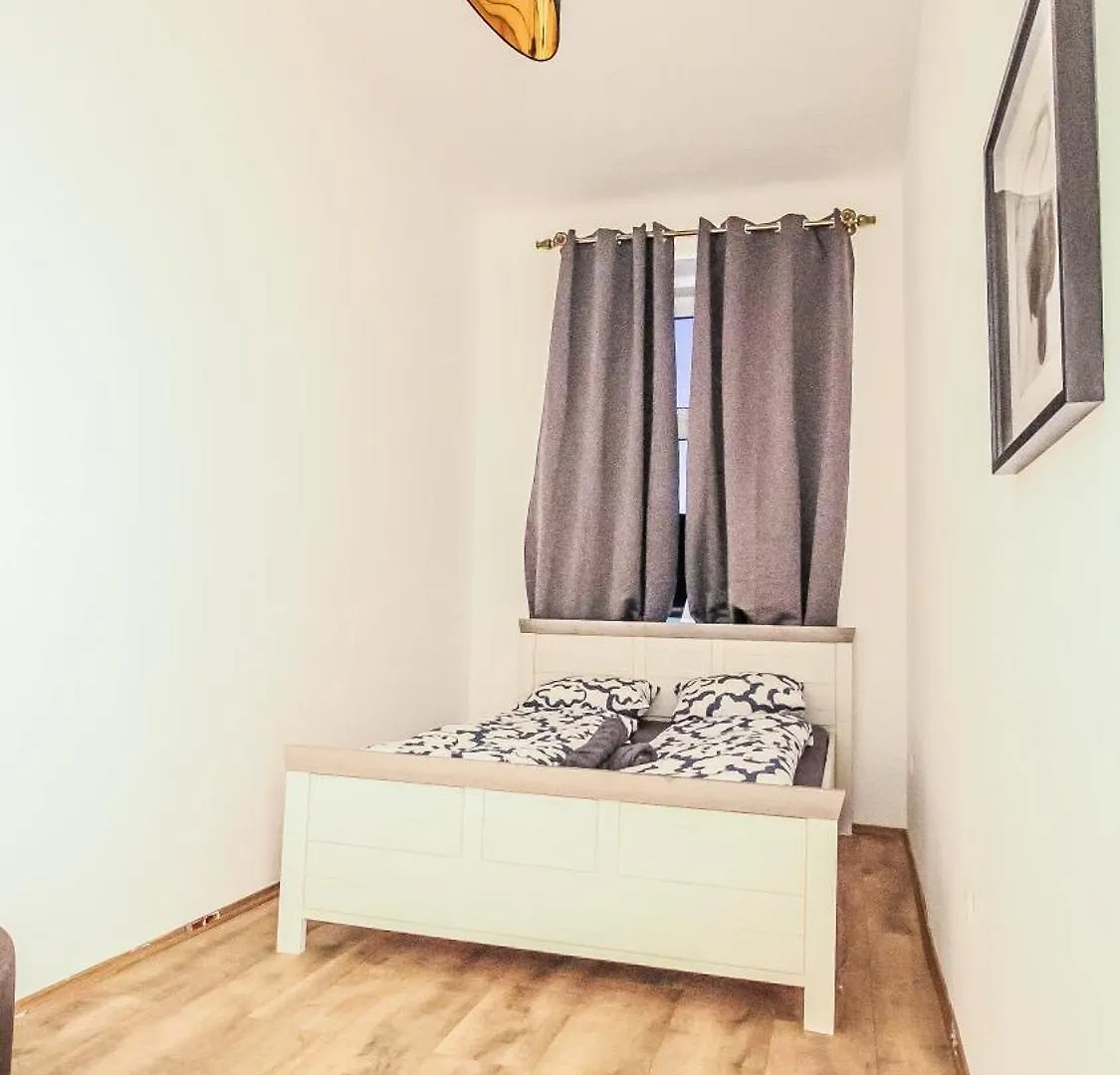 Homestay Comfortable Accommodations In The Alterlaa Area Lv6 Vienna